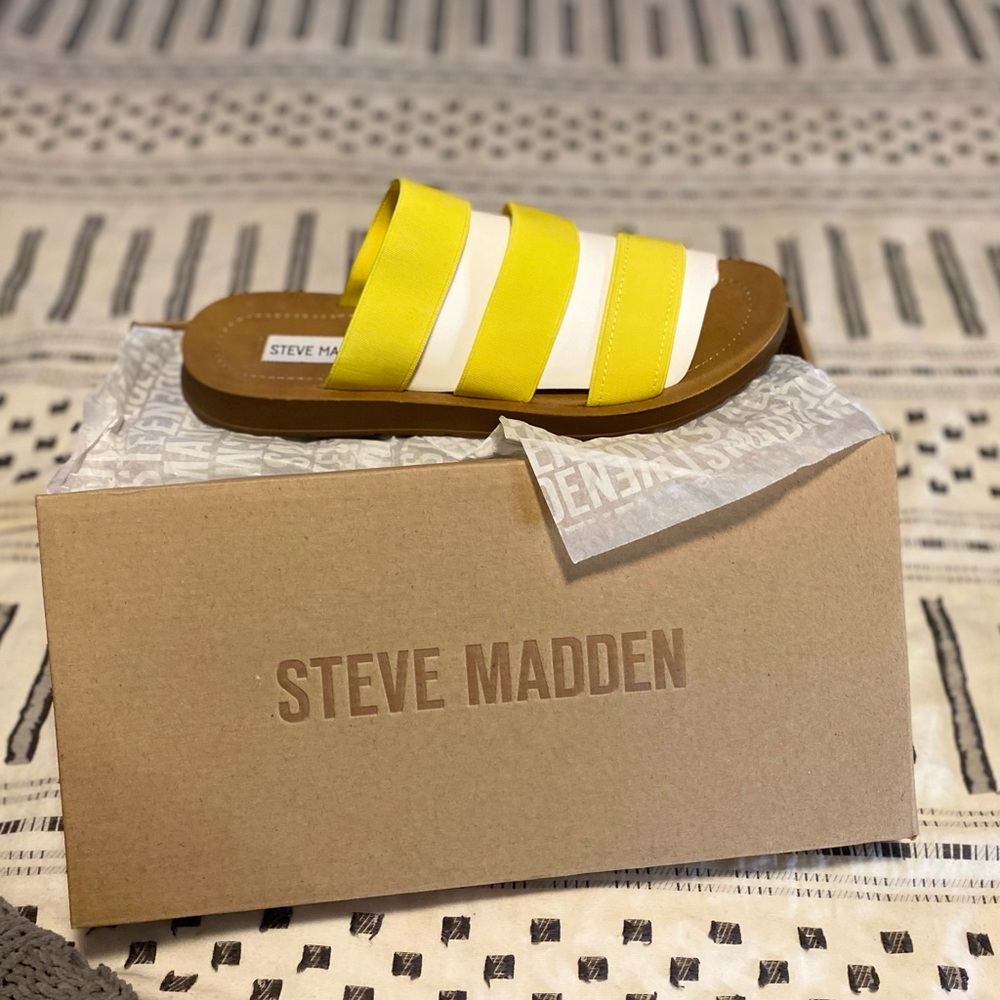 Steve Madden sandals 8.5